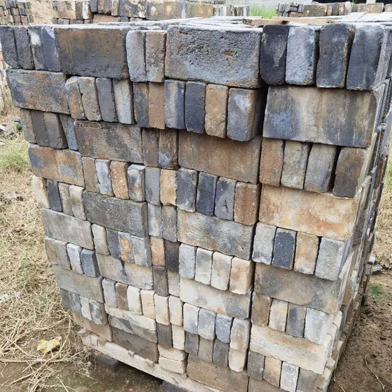 黏土青砖 铺地砖批发 砌墙老青砖图片 大量旧青砖现货出售