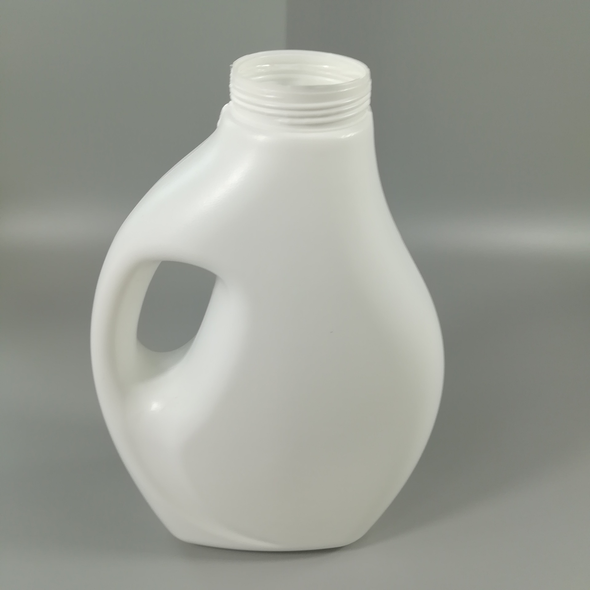 厂家批发大量洗衣液桶塑料瓶包装空瓶子2l3lpet洗衣液壶加工定制