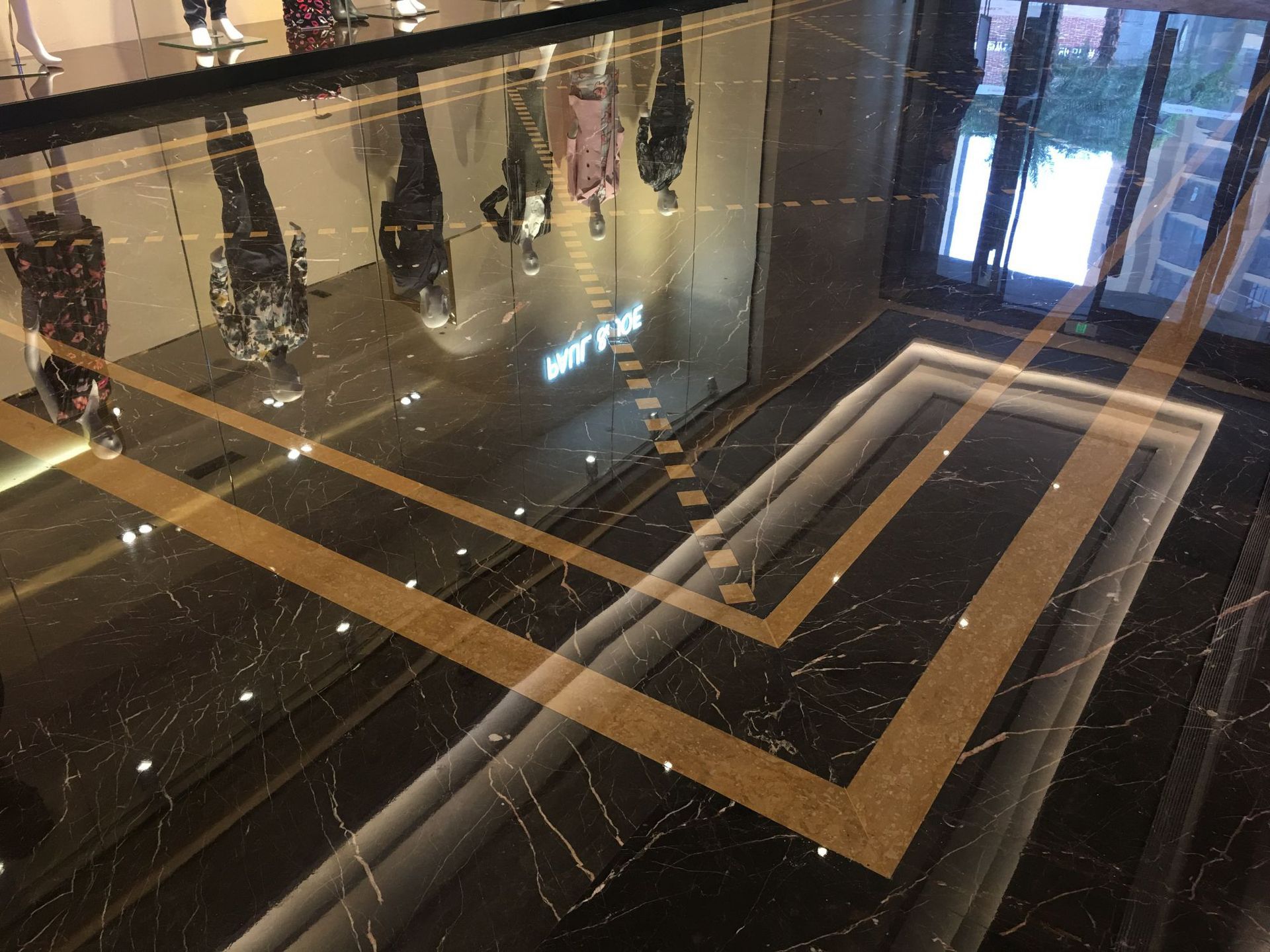 天然大理石 金镶玉 旋转楼梯大理石 复式楼梯定制 门槛窗台淋浴板