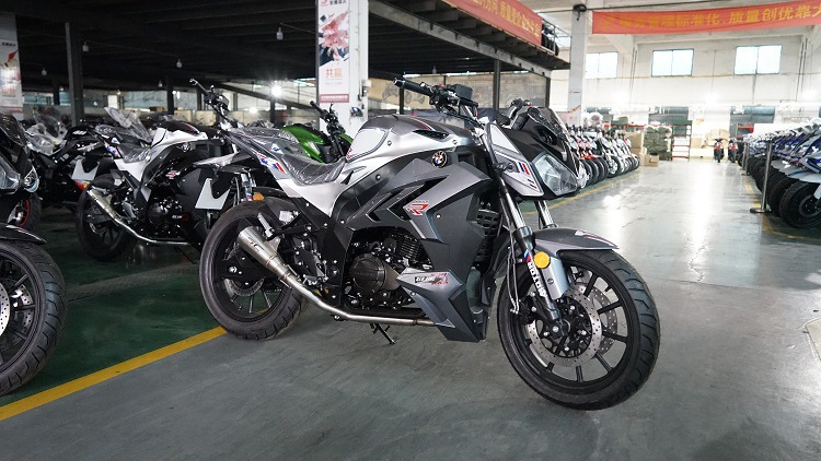 00元 加工定制 是 品牌 迅龙 型号 xl200-s 整车外形尺寸 2020x730x