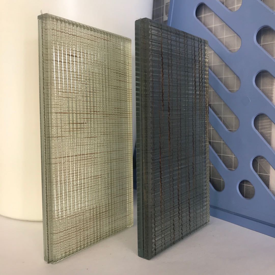 工厂定制夹丝玻璃 定制钢化酒店隔断淋浴房夹丝夹绢玻璃