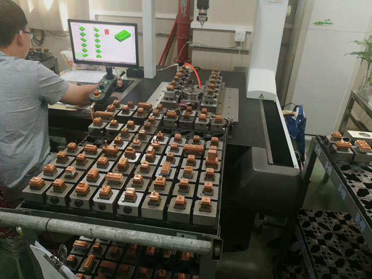 edm火花机夹具cnc电极夹头适用于er系统拉钉u型槽铜公夹定位片