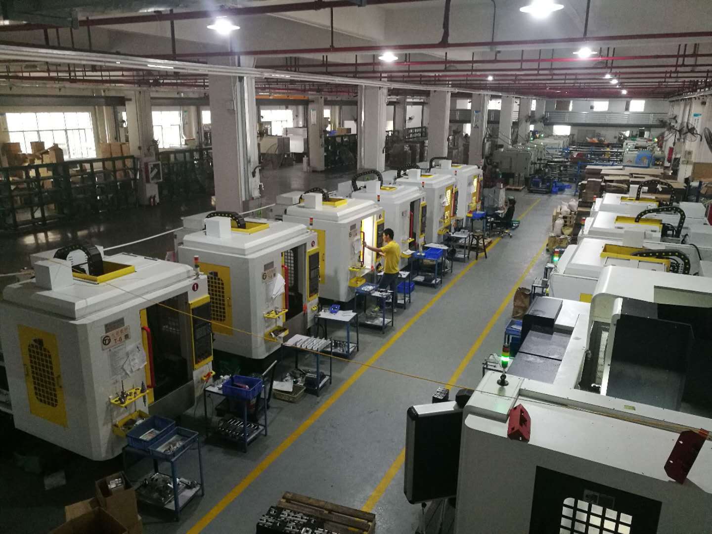 大型塑胶模具加工定制 热处理加硬模具制造来图来样研发设计模具