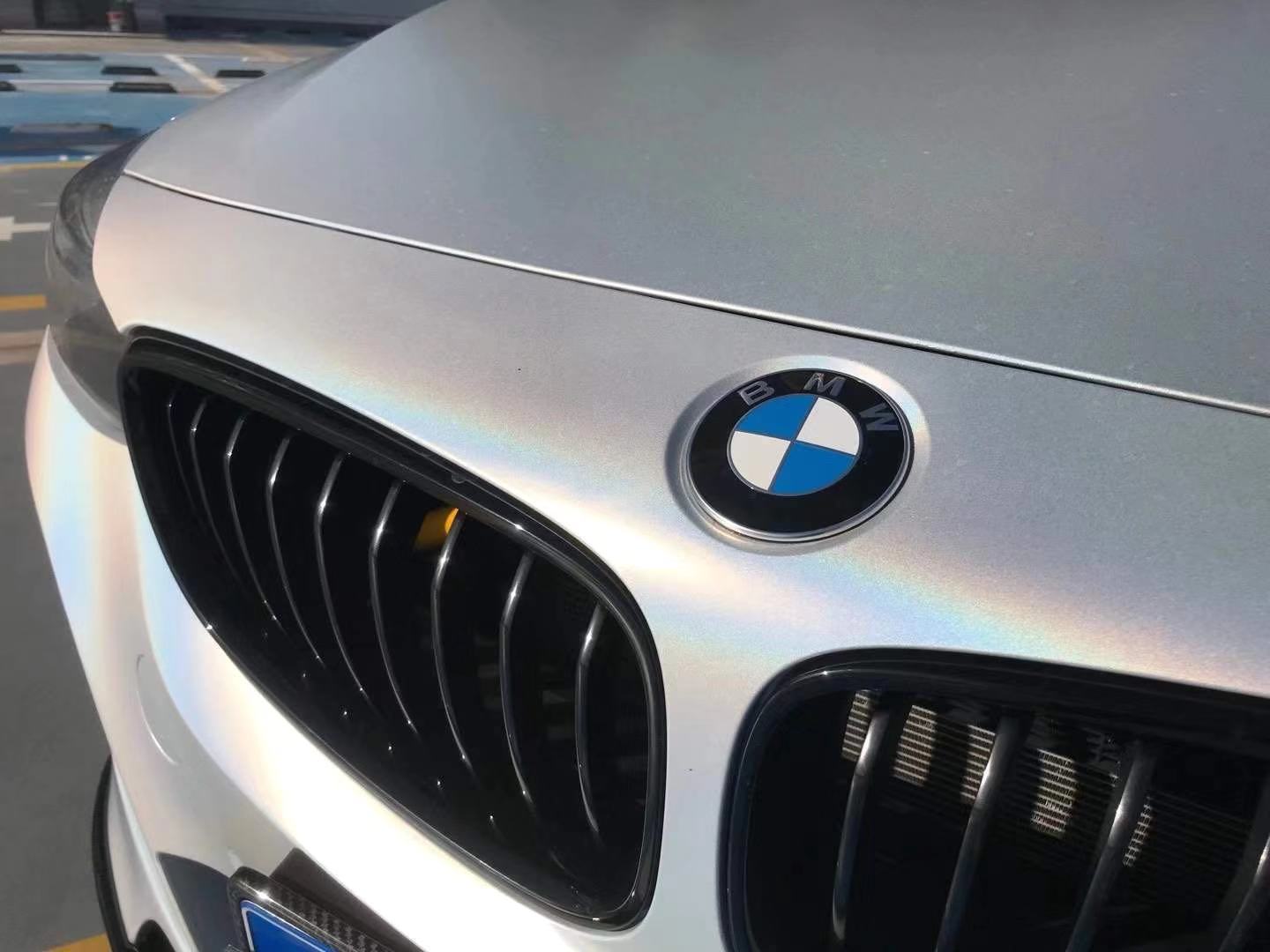 汽车改色膜镭射珍珠白漆面保护贴纸全车身改装贴膜亮光车衣保护膜