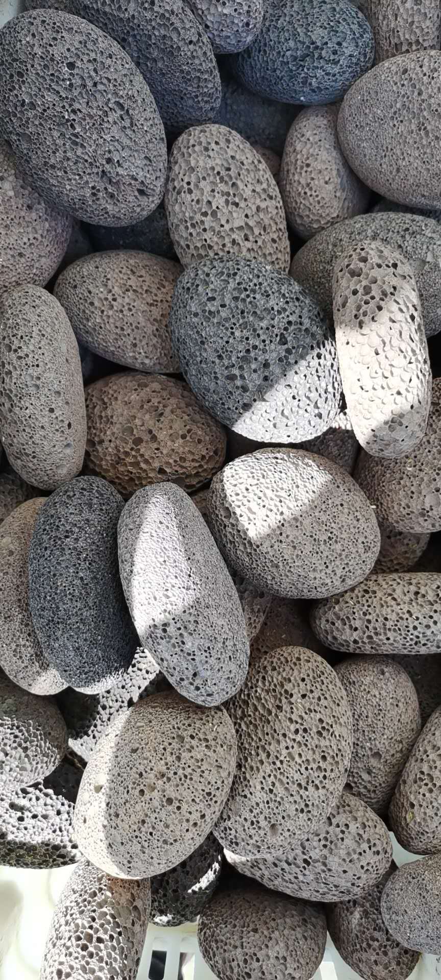 家用磨脚石去死皮老茧火山石磨脚器脚后跟锉角质浮石搓脚石