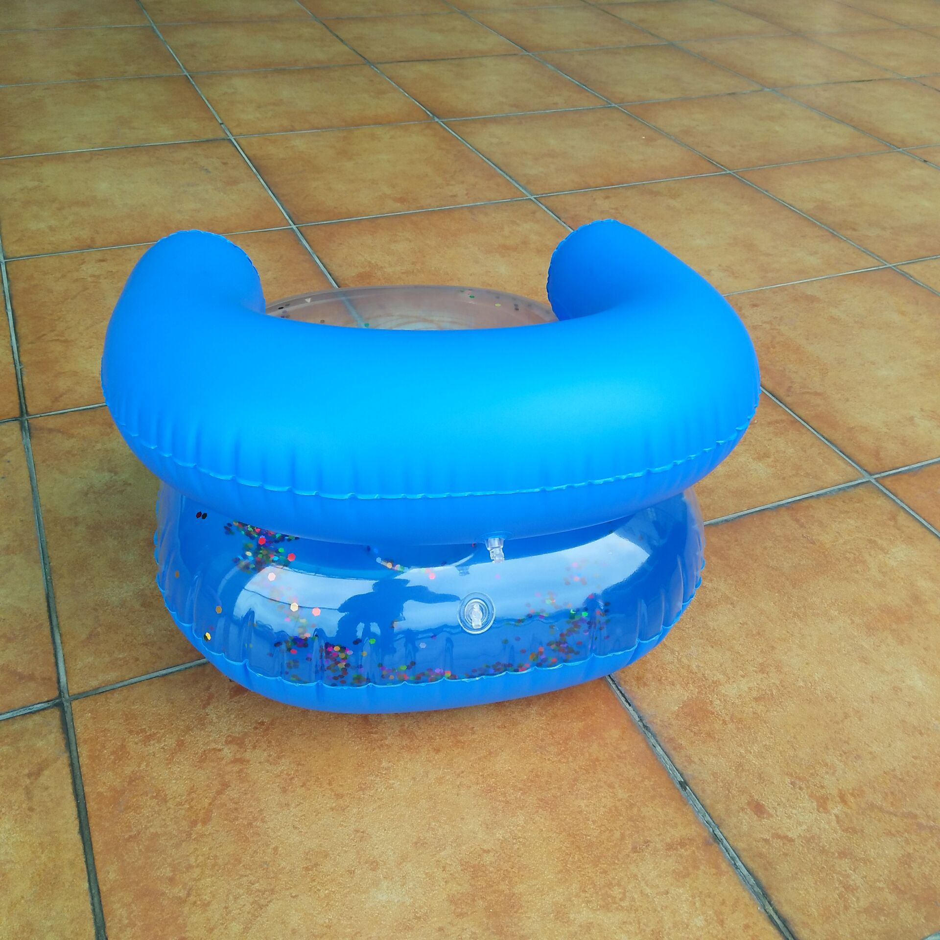 批发新款现货充气儿童小沙发pv充气亮片沙发卡通圆坐凳内胆