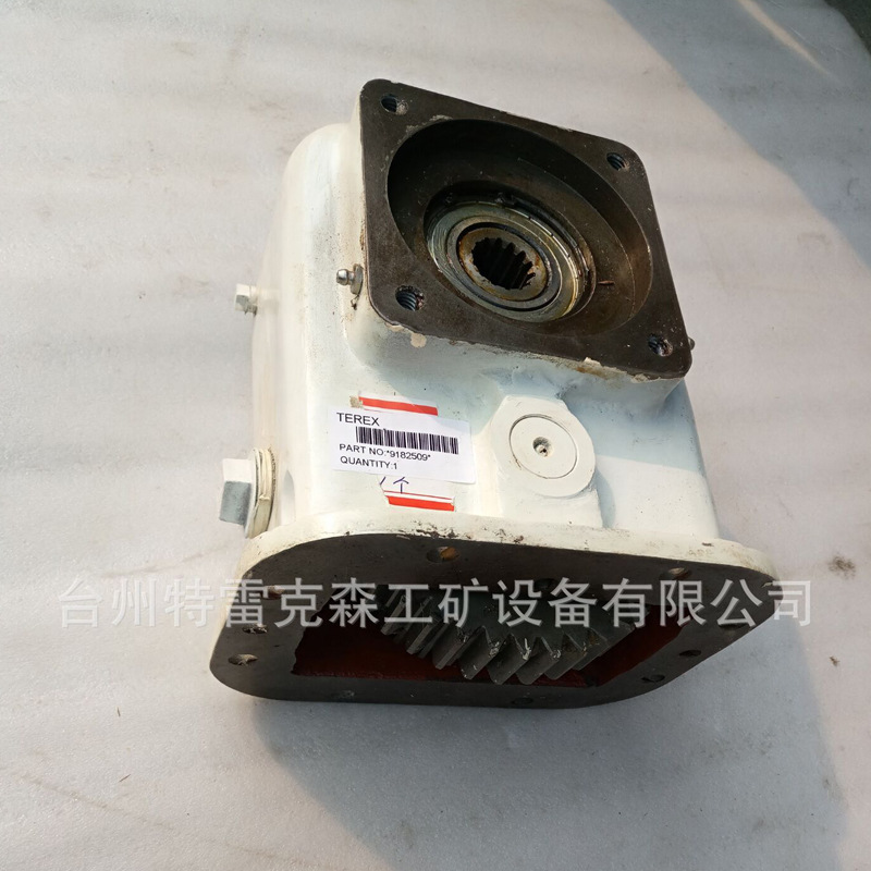 terextr100取力器9182509特雷克斯矿车配件