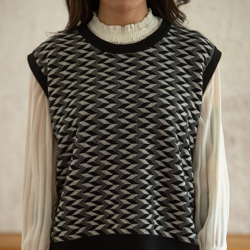 意大利秋冬女加厚双色黑白提花几何造型宽松圆领马甲针织羊绒背心