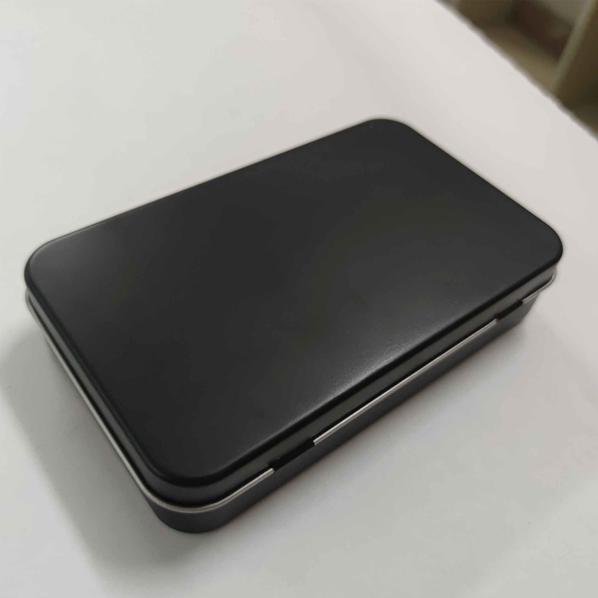 连体翻盖方形马口铁盒150*90*30mm礼品化妆盒移动电源蓝牙耳机盒