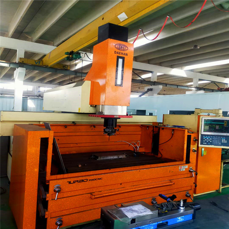 大韩镜面火花机 500cnc 快速 打石墨效果好 二手