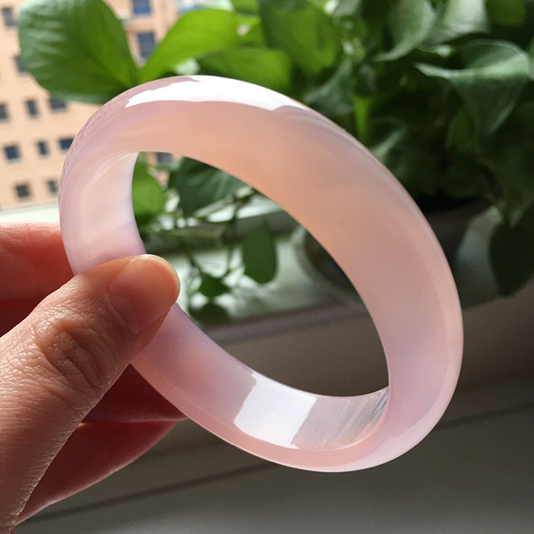 天然巴西粉玉髓手镯 芙蓉玉送女友手饰 水晶饰品礼物玉石厂家批发