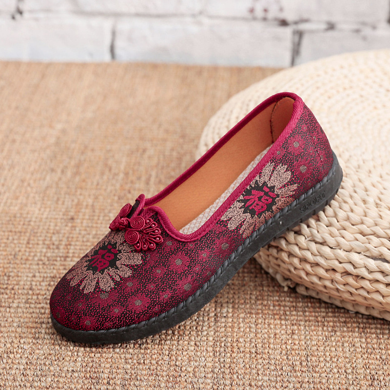 老北京布鞋女春秋款大码老年人老太太奶奶防滑软底妈妈休闲单鞋子