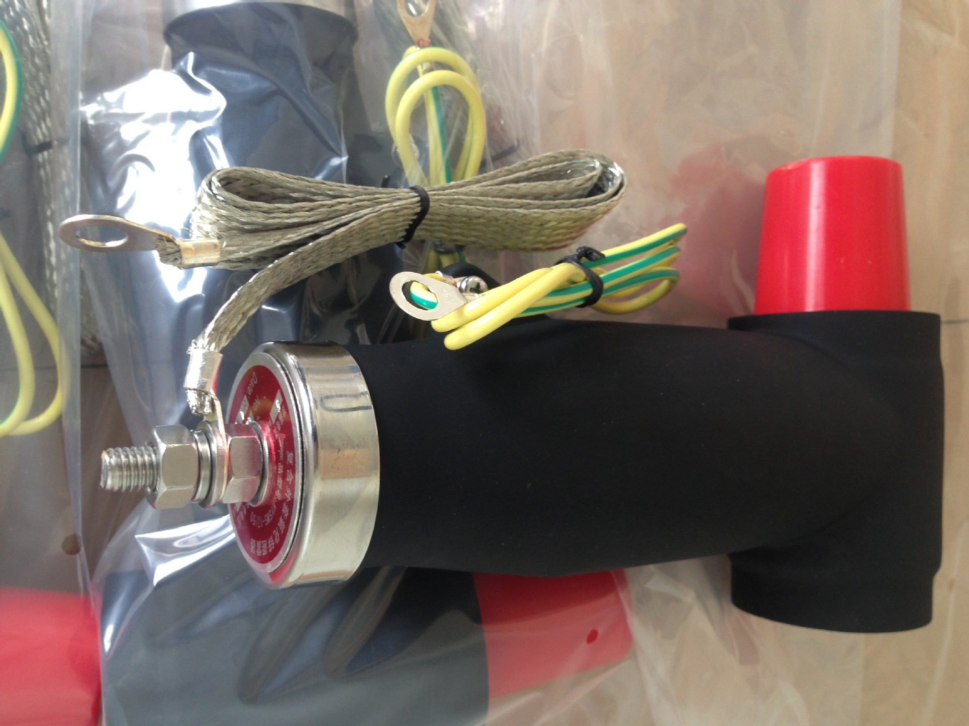 电缆分接箱用欧式连接头/630a屏蔽电缆接头