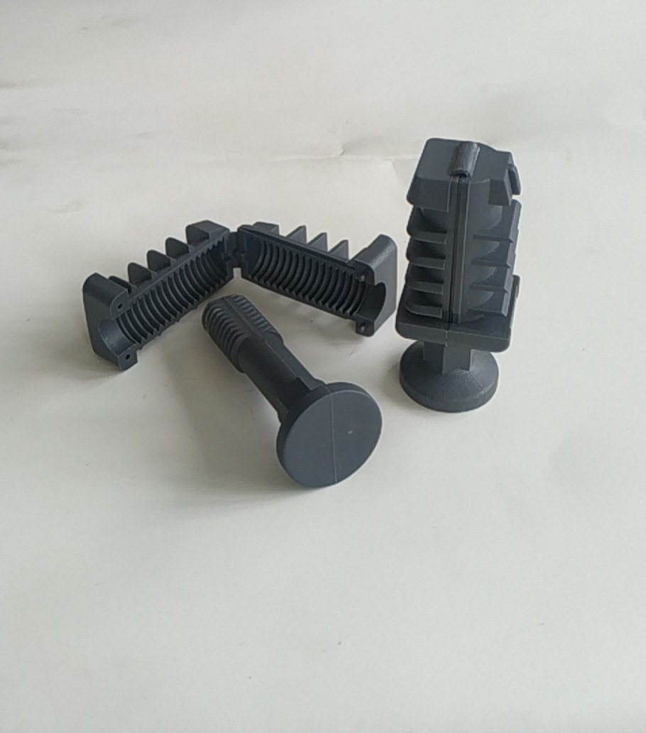 厂家直销 方塞塑料封头 围栏塞头 方管塞 家具塑料配件不锈钢脚