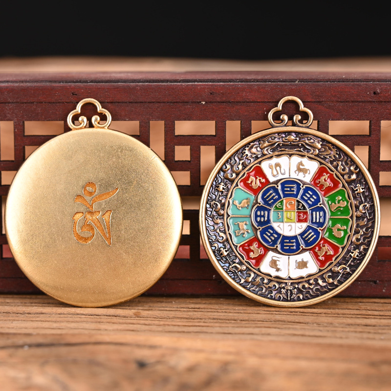 彩绘九宫八卦牌西藏藏式八吉祥背面带字佛牌吊坠藏传佛教用品腰牌