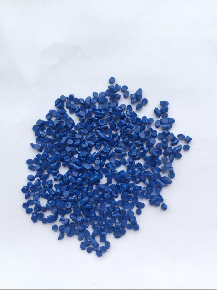 pvc蓝色塑料粒再生塑料粒子注塑聚氯乙烯挤出料厂家批发
