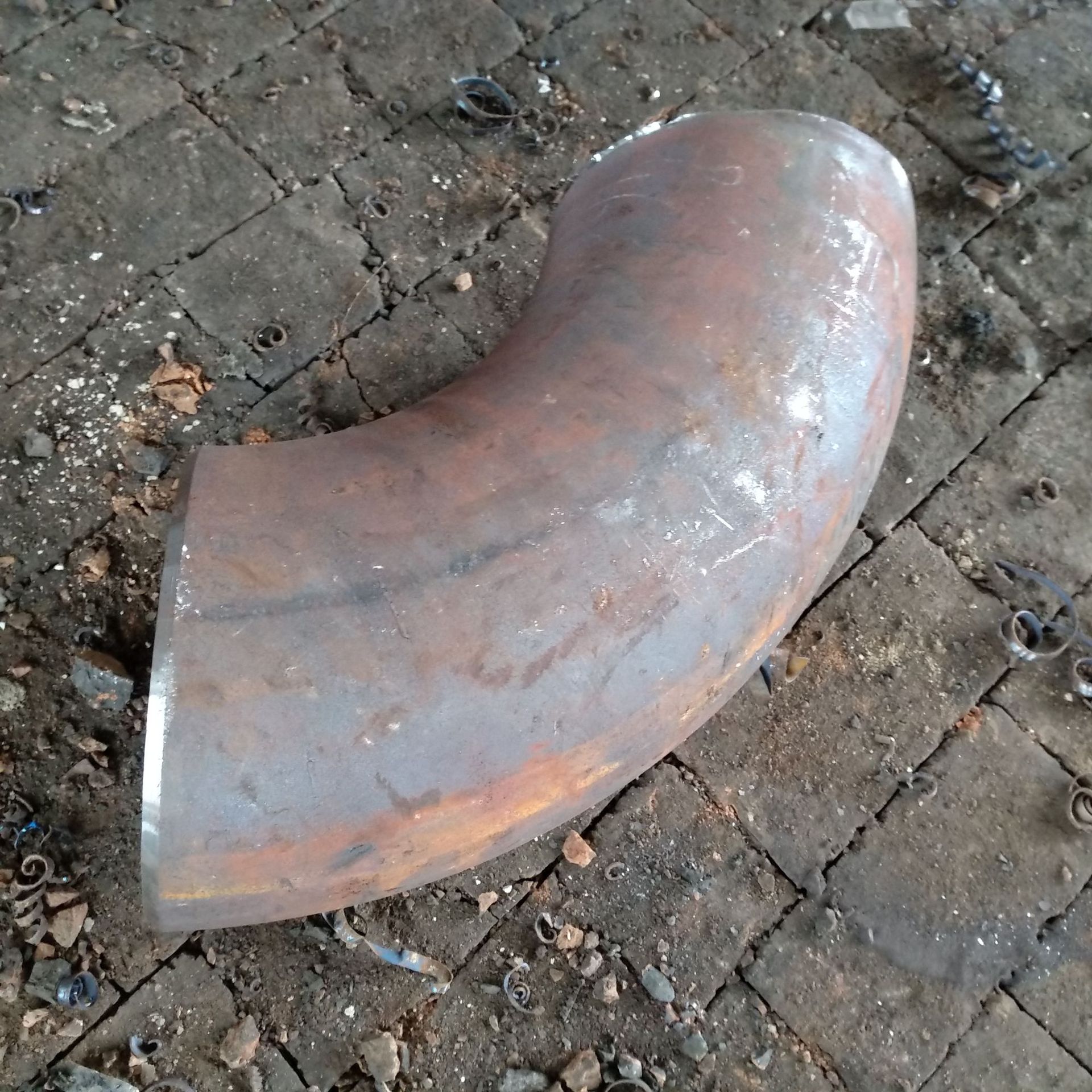 碳钢90度焊接弯头dn900 无缝冲压弯头720 定制各种型号弯头dn150