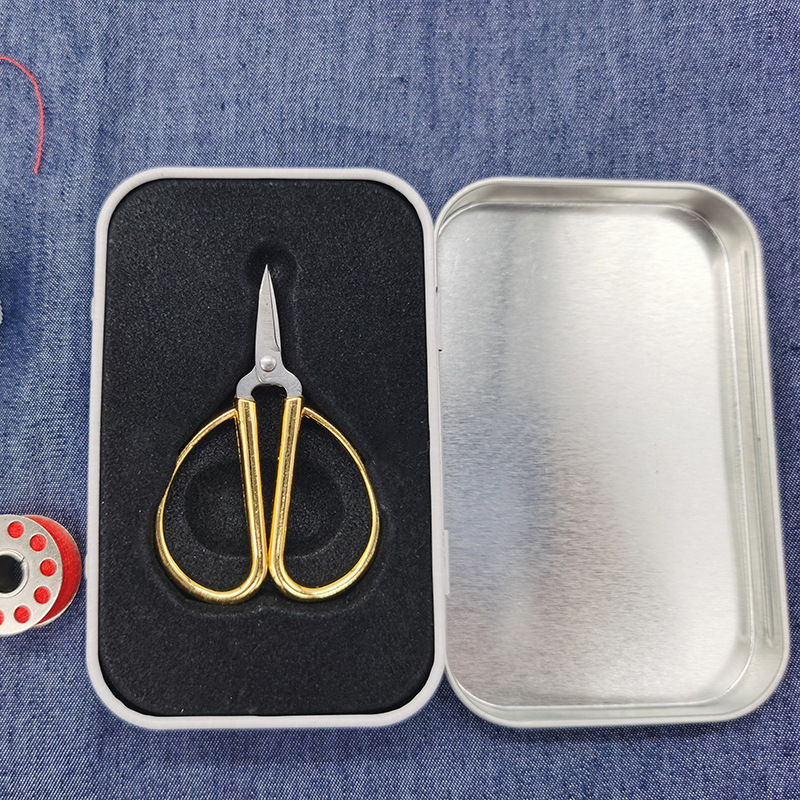 Pocket Mini Small Scissors Loose Thread Cutting Floral Scissors Embroidery Scissors Portable Small Scissors Iron Box Wholesale