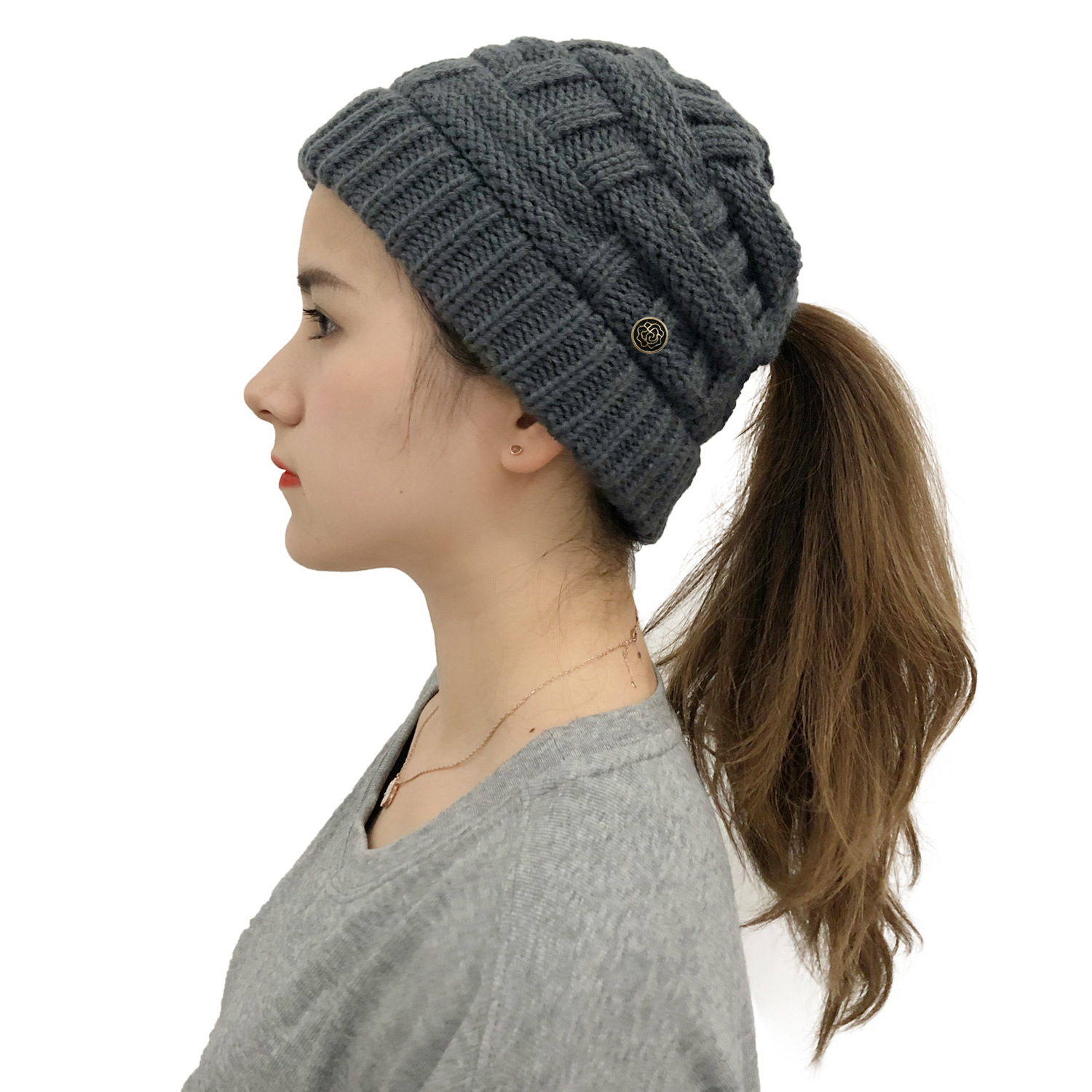 2020速卖通冬季竹编马尾针织帽子纽扣戴口罩户外保暖套头毛线帽