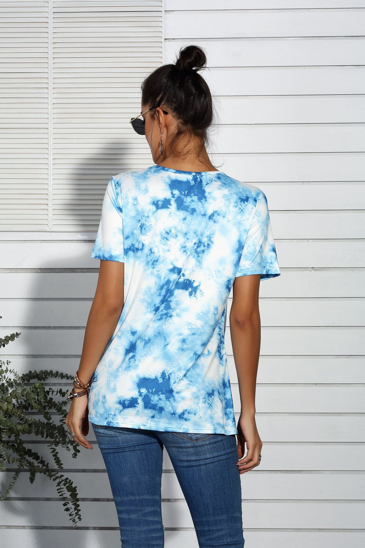 实拍跨境爆款短袖 欧美风印染镂空舒适透气t恤一件代发 短袖t恤女