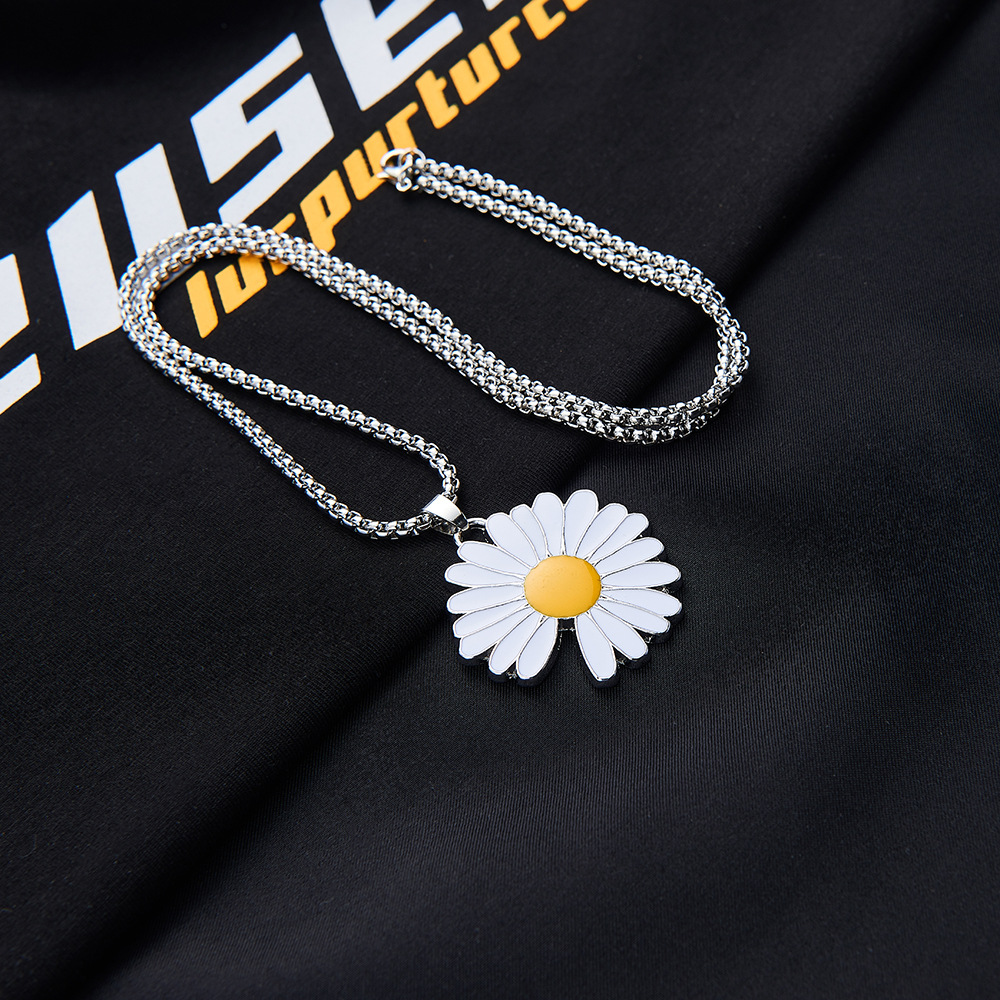 韩国新品畅销gd闪电小雏菊项链太阳花网红同款吊坠简约毛衣链