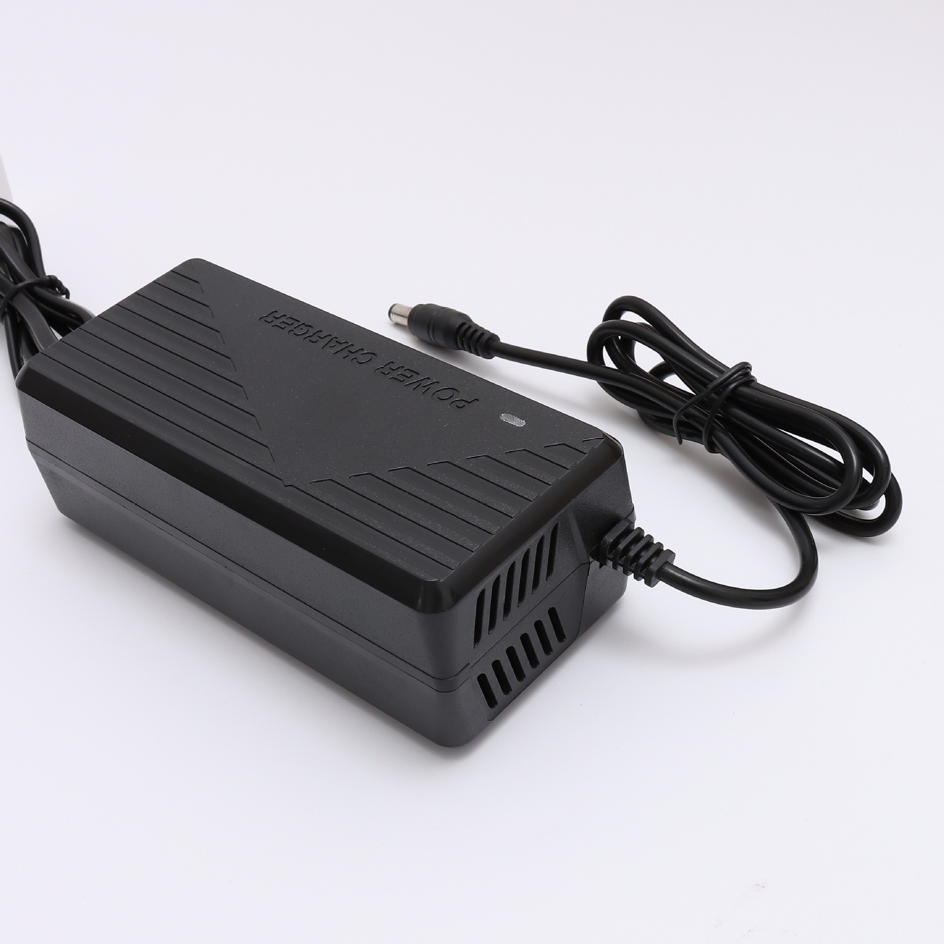 12.6v1a 2a 8.4v1a 2a 21v 25.2v 16.8v2a 12.6v5a8a锂电池充电器