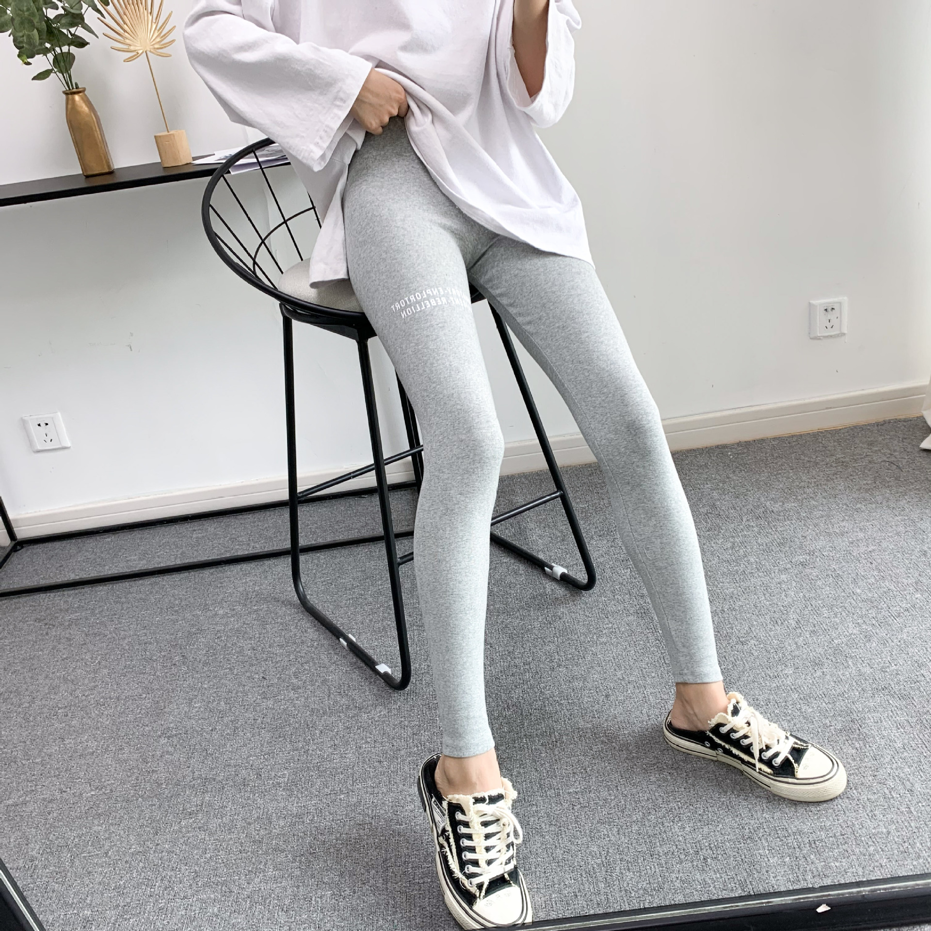 春季新款打底裤女外穿小脚裤韩版字母印花棉质高腰修身弹力螺纹裤
