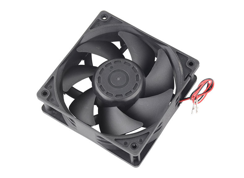 工厂直销 12038散热风扇 24v 0.6a 功放机变频器散热风扇