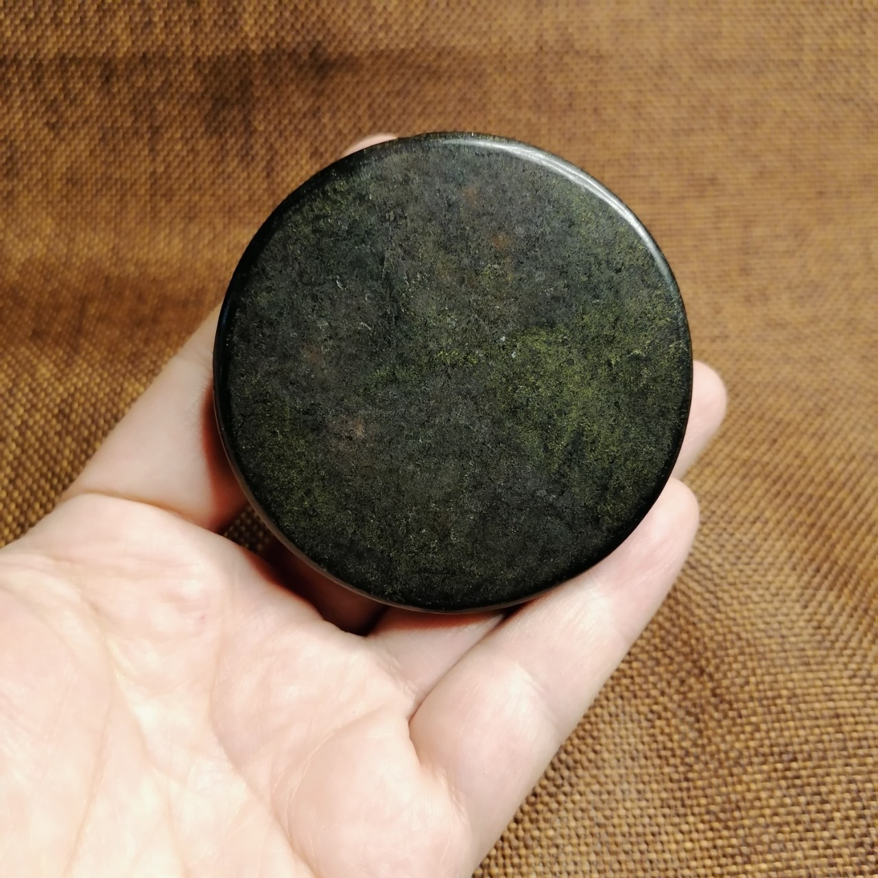 古玩收藏高古玉红山文化古玉老玉陨铁陨石天铁黑皮玉摆件挂件圆牌