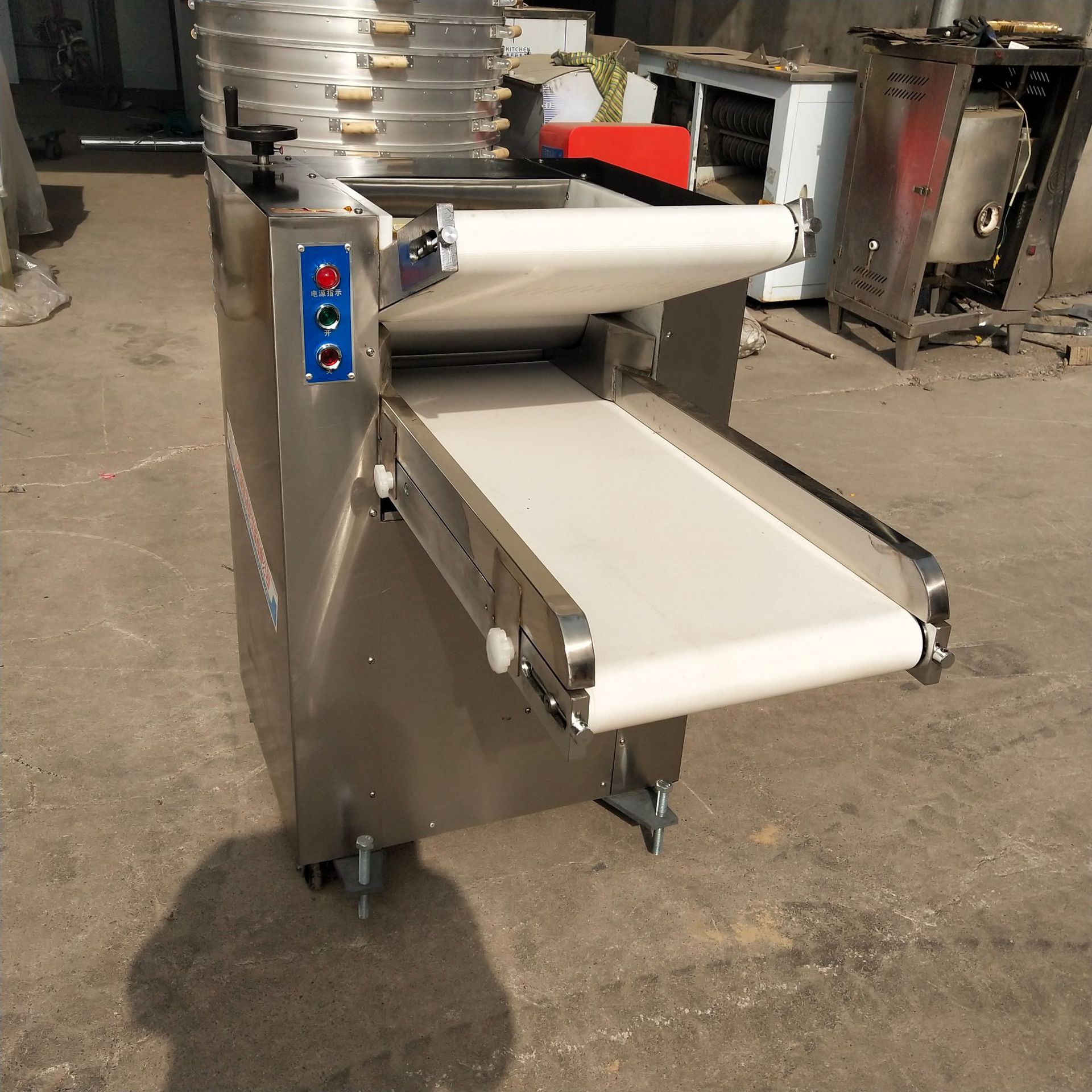 商用350揉面机 不锈钢全自动压面机 连续压面卷子皮机