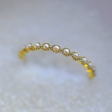 小清新日系轻奢原创设计镀14K金戒指黄金色复古1.5MM小排珍珠戒指