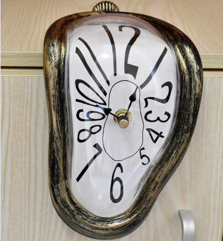 创意家居扭曲钟融化时钟桌角装饰数字钟做旧复古金色达利挂钟