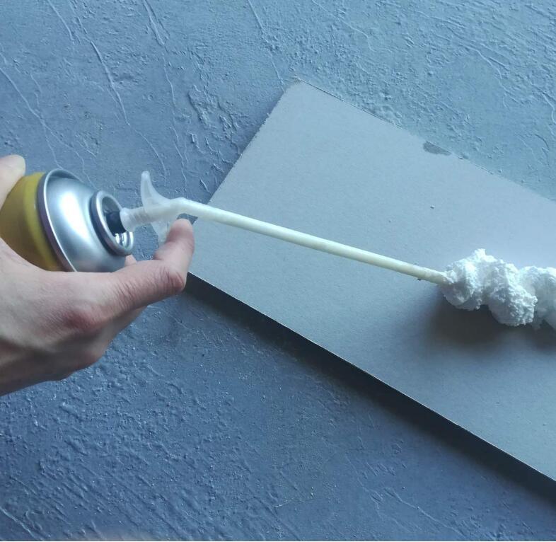 聚氨酯发泡胶枪连接管塑料发泡剂导流管连体spray foam nozzle