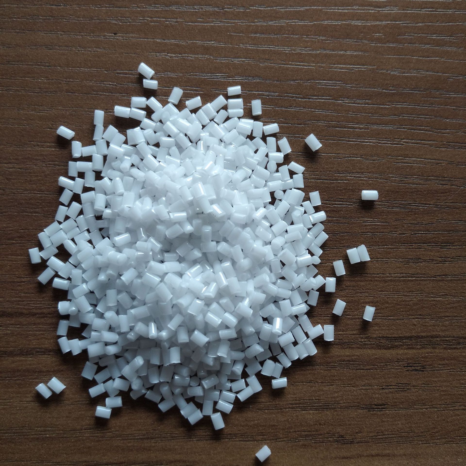 pc半透级母粒 聚碳阻燃剂颗粒 无卤rohs型 阻燃v0 挤出注塑通用