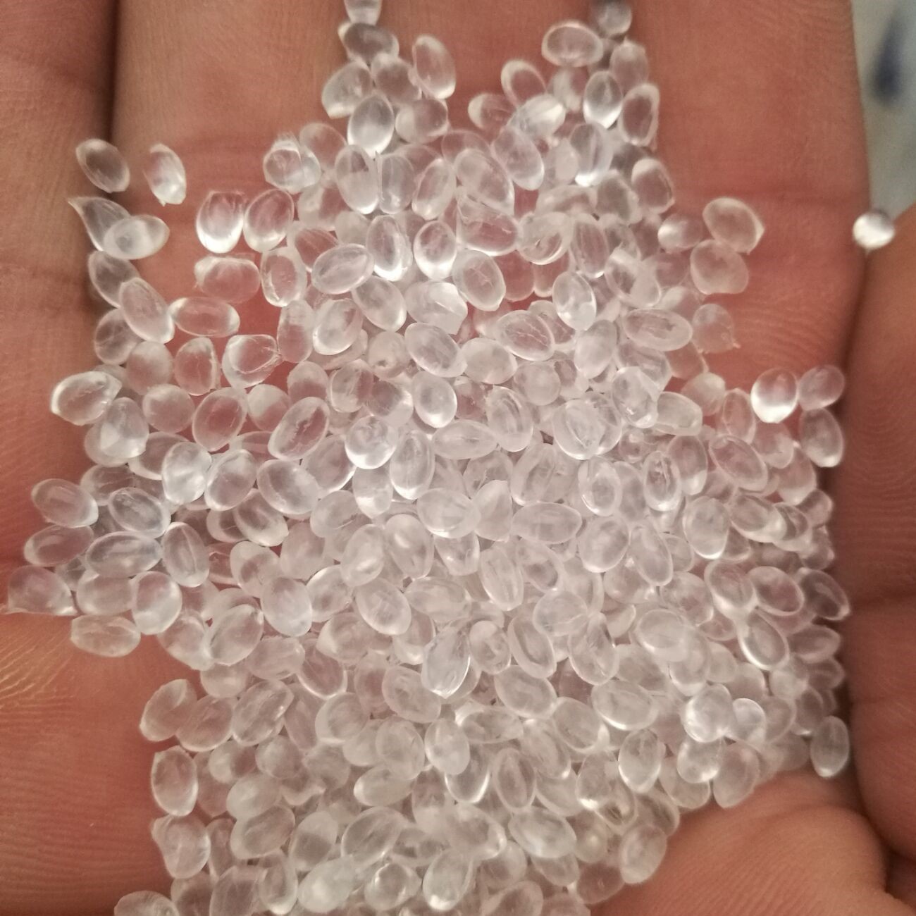 厂供tpu透明原料注塑级高光泽度 高流动性耐黄变热塑性tpu聚氨酯