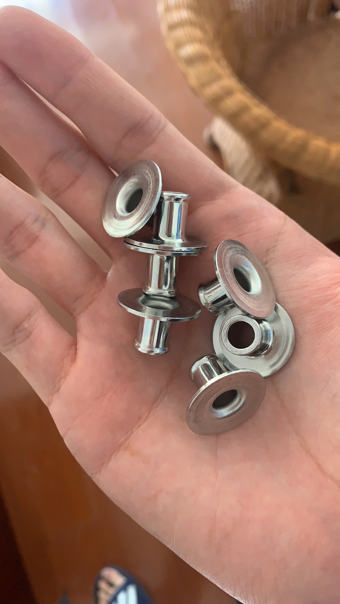 电镀加工环保电镀三价环保银白锌彩锌黄锌蓝白锌黑锌金属表面处理