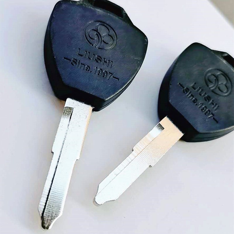 原版黑胶方大柄绿源电动车单槽开齿割牙铜质宽7mm钥匙胚子