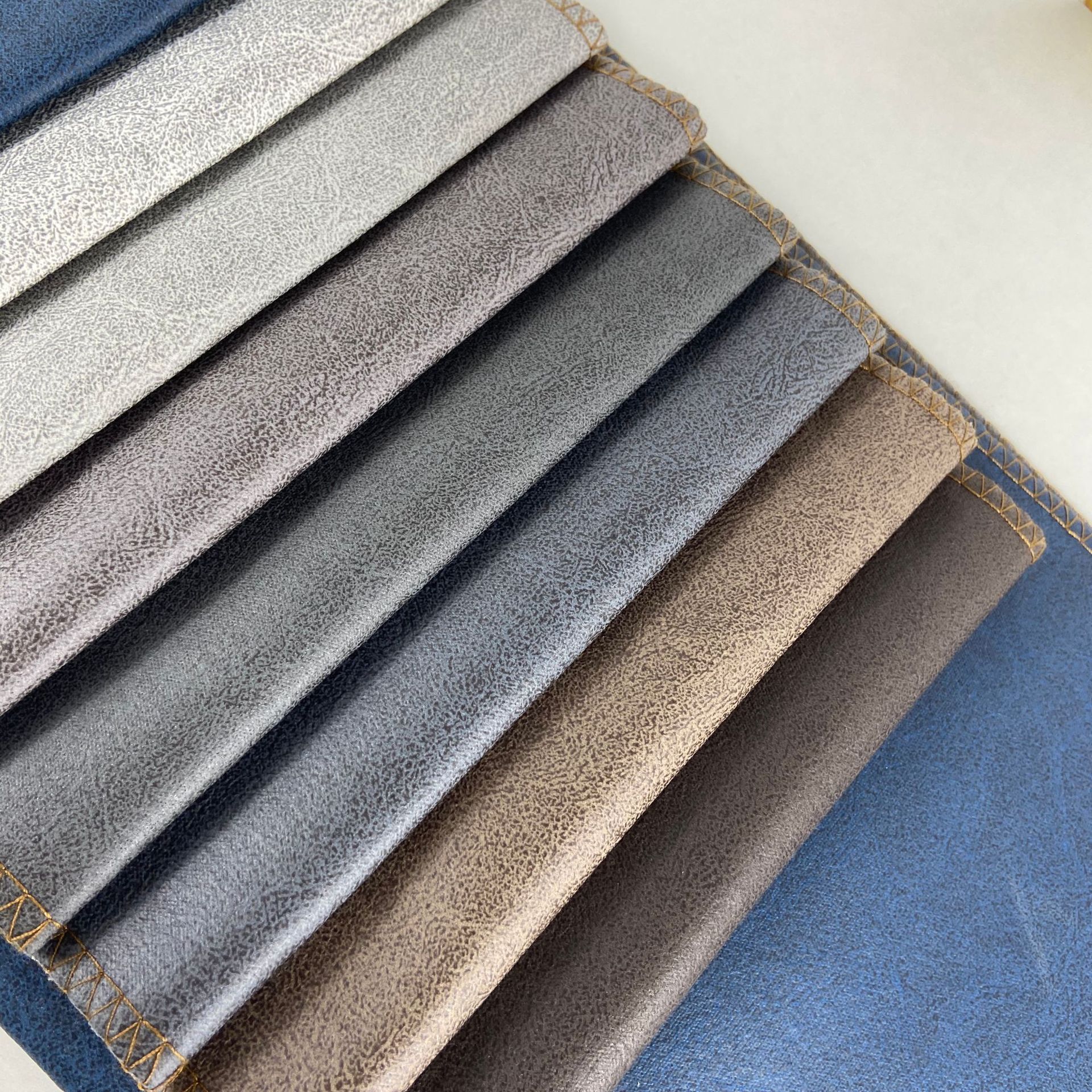 批发科技布沙发靠垫抱枕面料 麂皮绒科技皮布 烫金复合沙发布面料