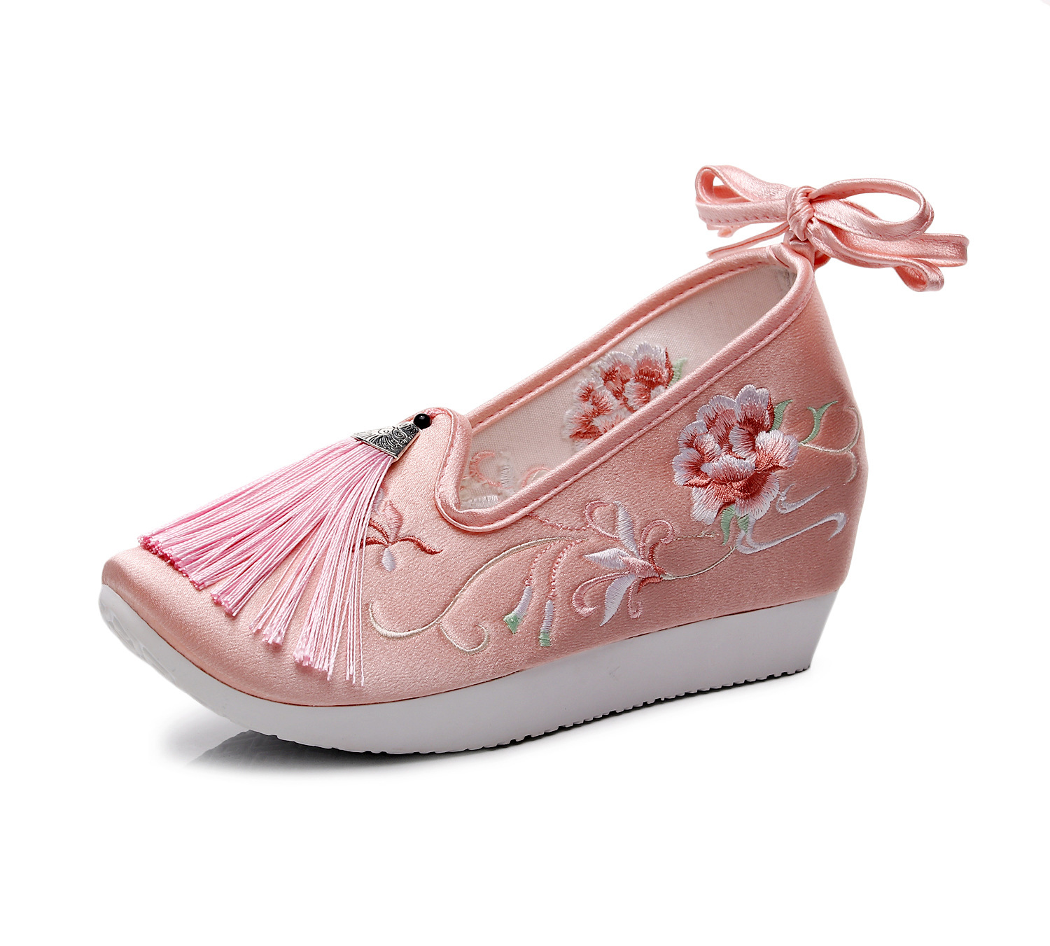 苏荷--步云履汉服鞋子女古风古装搭配复古民族风绣花鞋子女