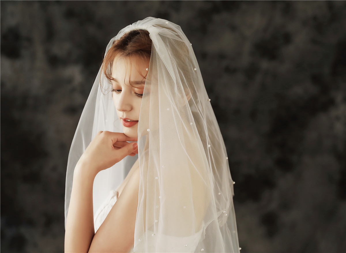 简约婚纱头纱新娘结婚头饰影楼拍照面纱双层订珍珠厂家直销