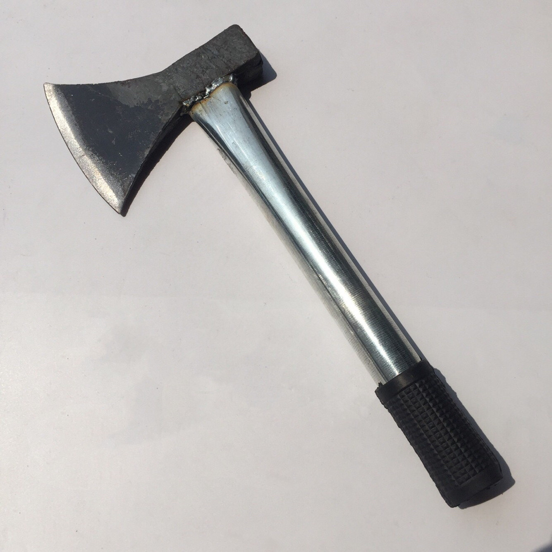 【厂家直销】套皮锻打大号铁把斧子 劈柴斧 多用斧 伐木斧