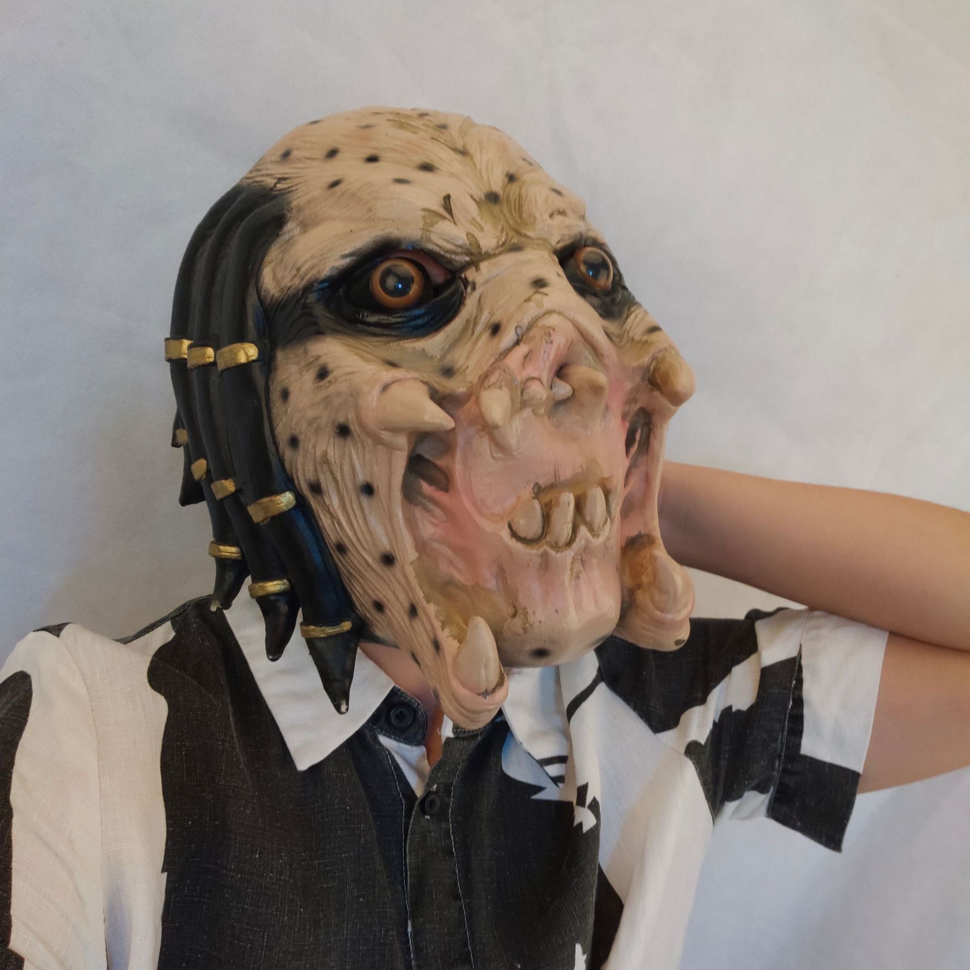 电影主题万圣节跨境铁血战士面具cos异形大战恐怖乳胶头套批发