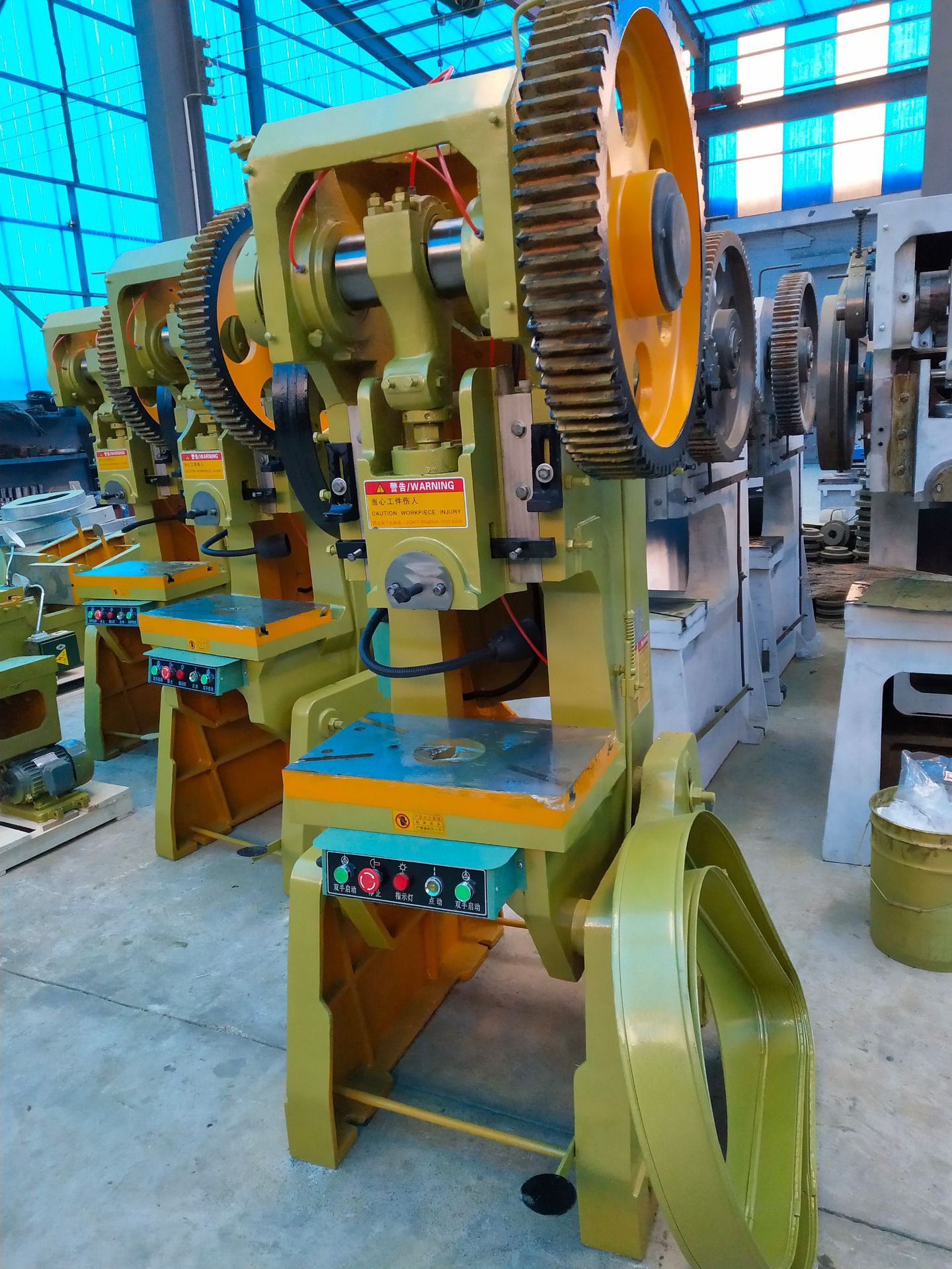 定做25吨普通加重深喉冲床压力机厂家供应生产可应客户要求做