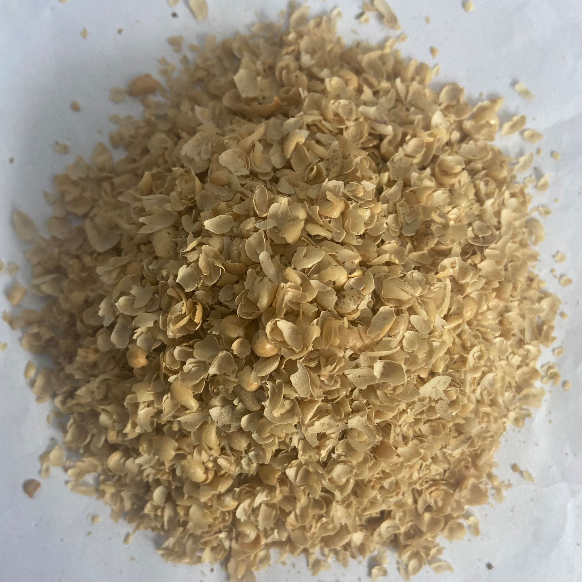 销售黄豆皮,大豆皮大壳大片20公斤一包 牛羊饲料 供应各养殖场