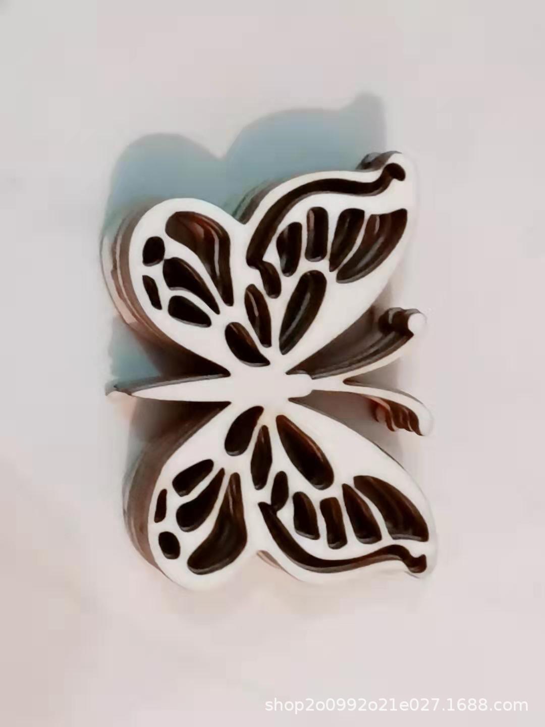 镂空木质蝴蝶节日低价促销镂空蝴蝶木片喜庆装饰diy蝴蝶挂件