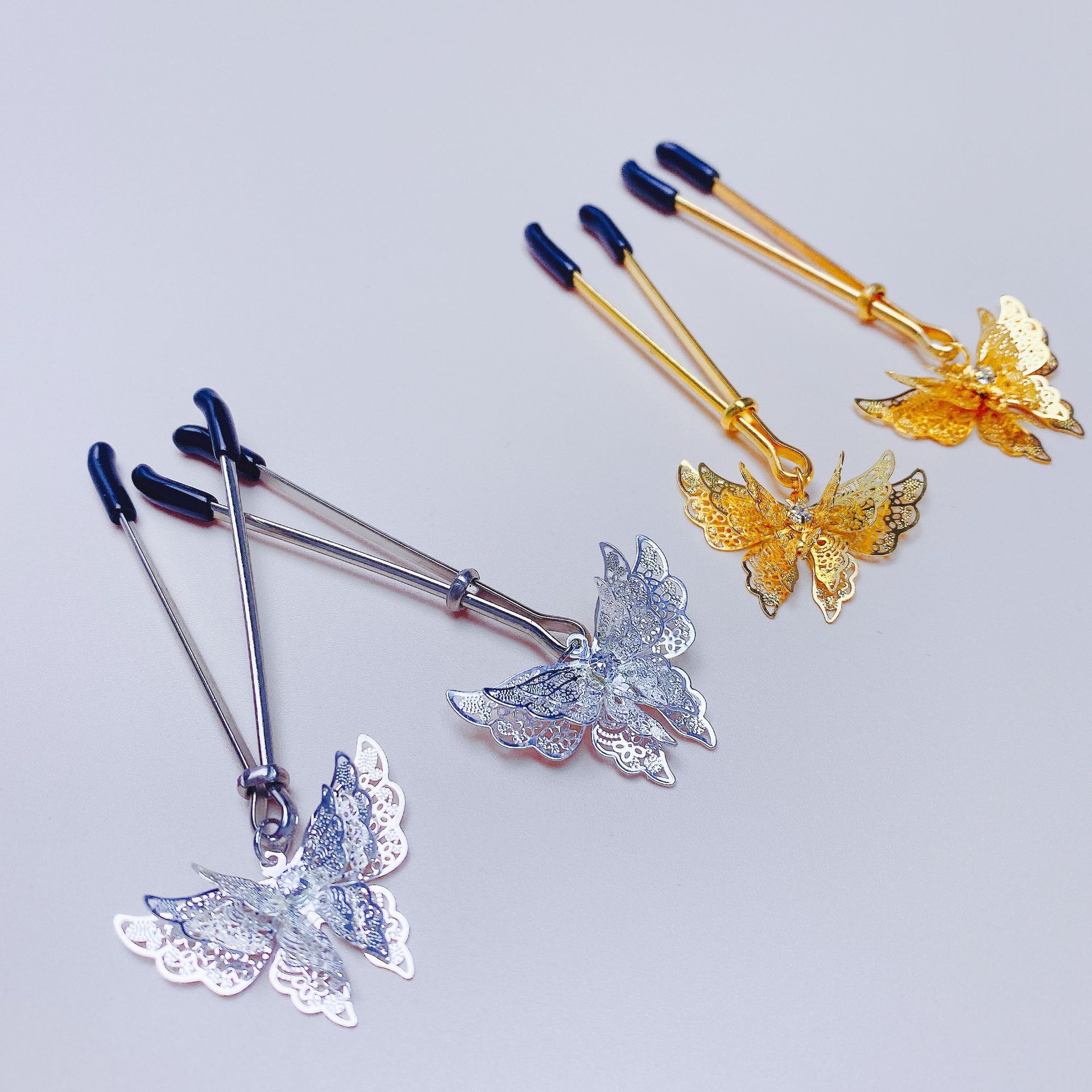 乳夹蝴蝶乳夹情趣乳夹sm乳夹夫妻房事女用长款乳夹另类玩具刺激