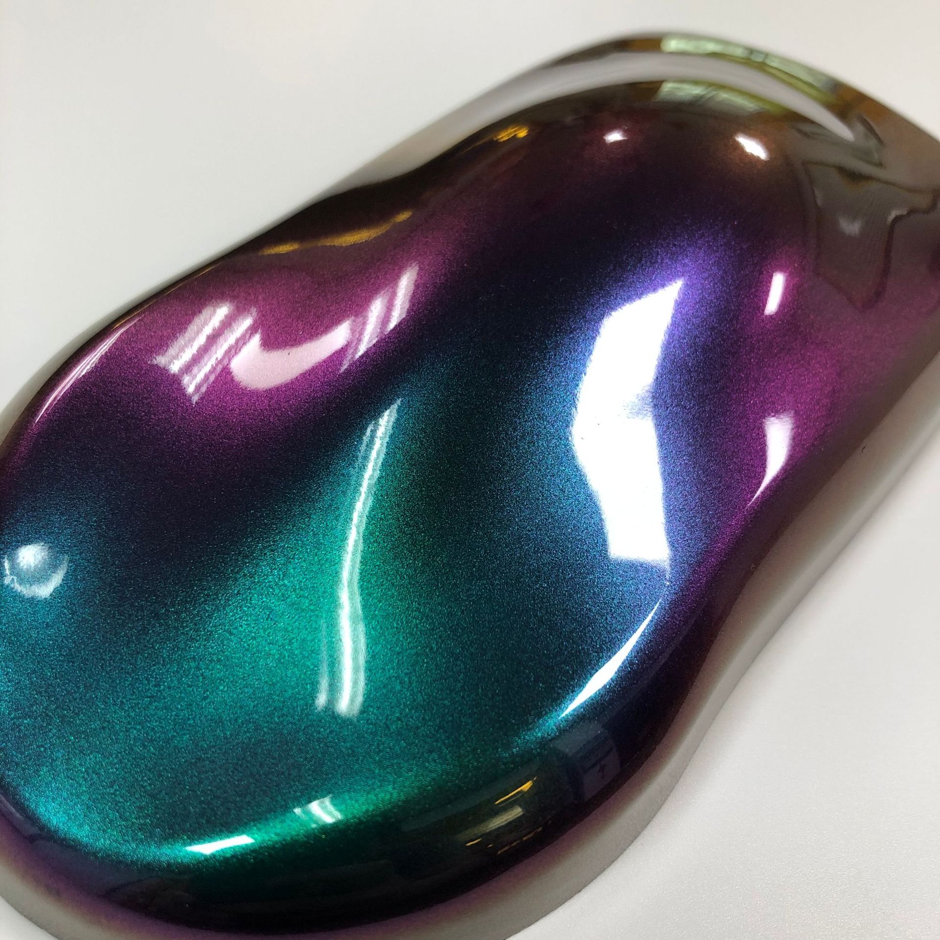 现货供应可调色汽车改装漆 角度变色龙涂料 珠光幻彩漆 abs塑胶漆