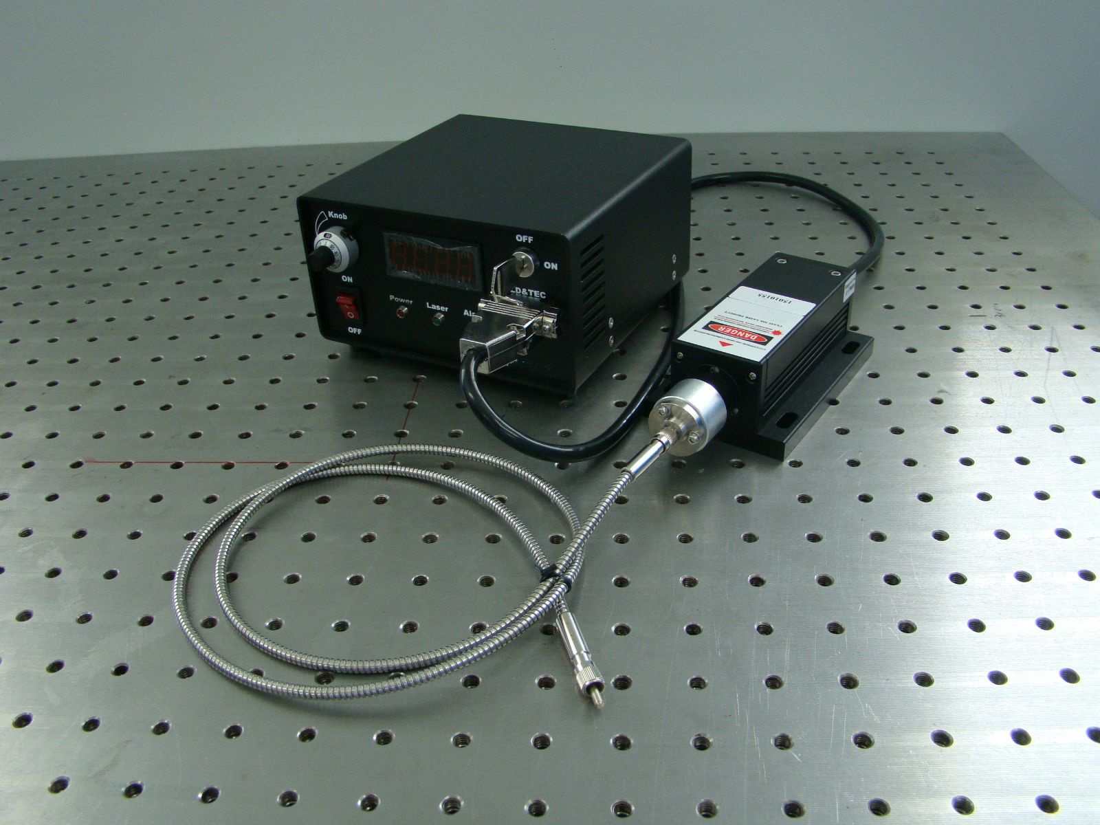 633nm红光半导体激光器高稳定性100mw200mw500mw1000mw可耦合光纤