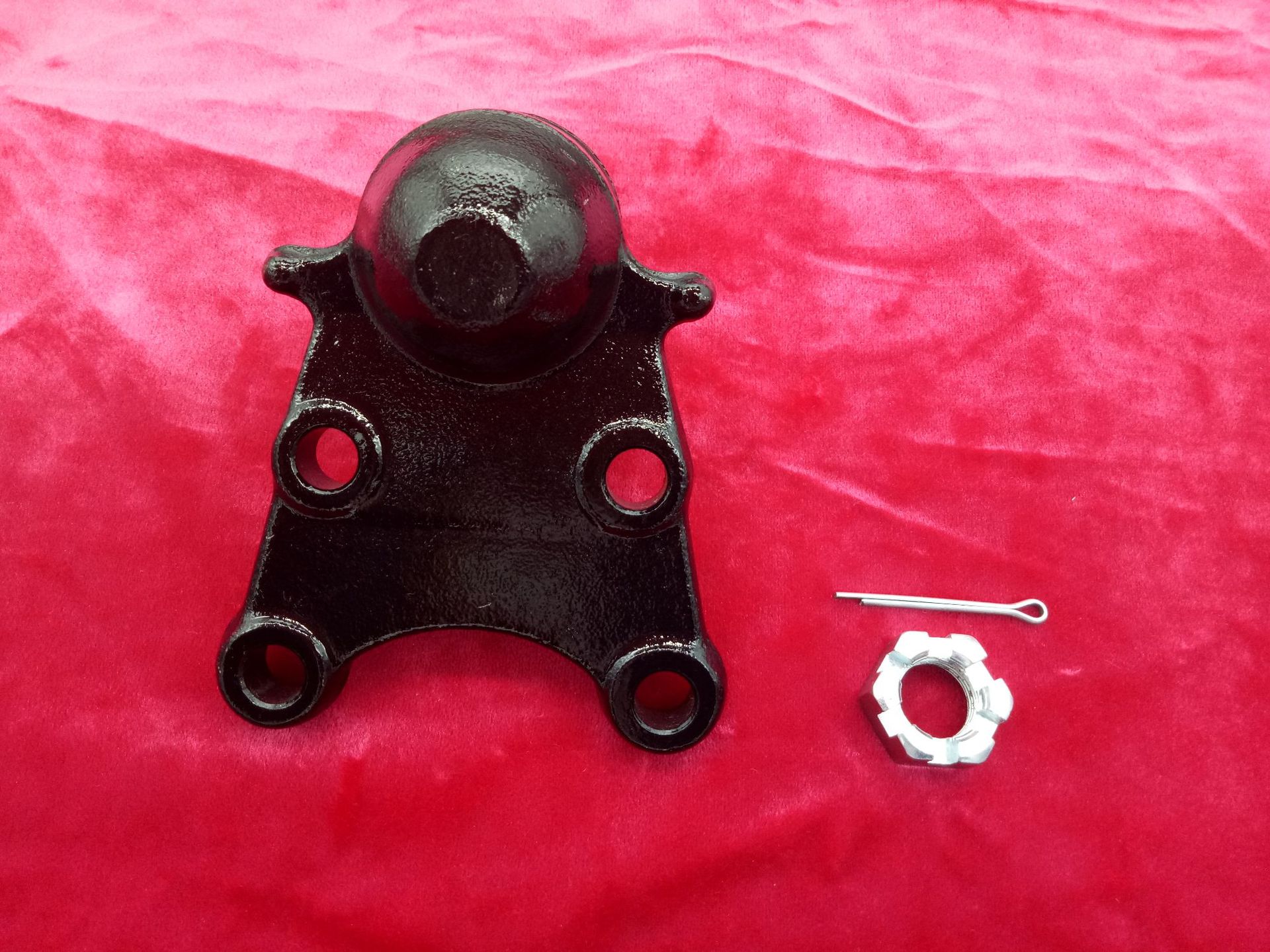 适用于五十铃 isuzu 平衡杆拉杆球头