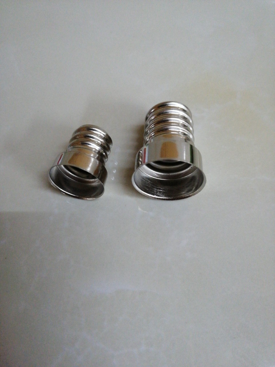 e12s灯头喇叭口 铜镀镍标准头灯泡头 e12喇叭口灯头常规灯头